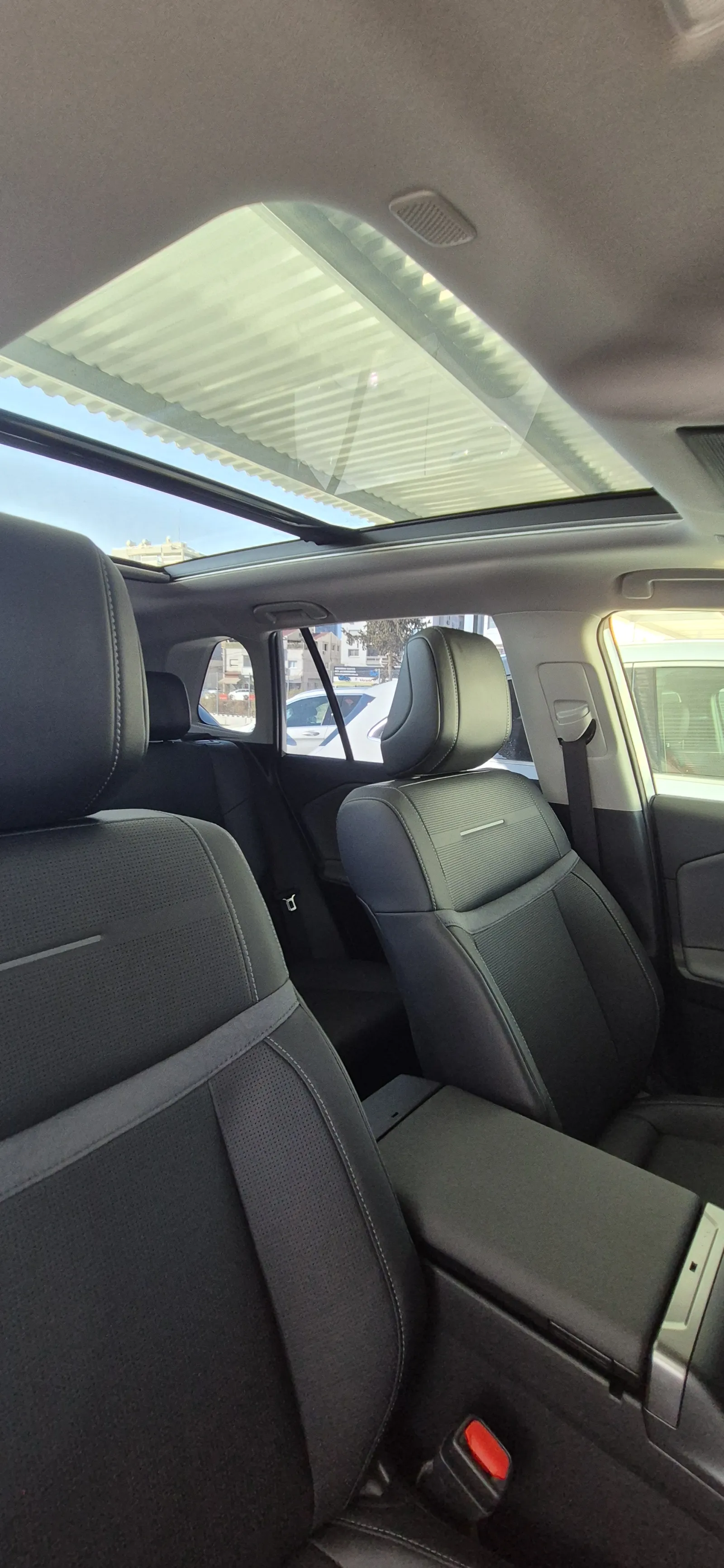 Toyota RAV 4 - photo 6