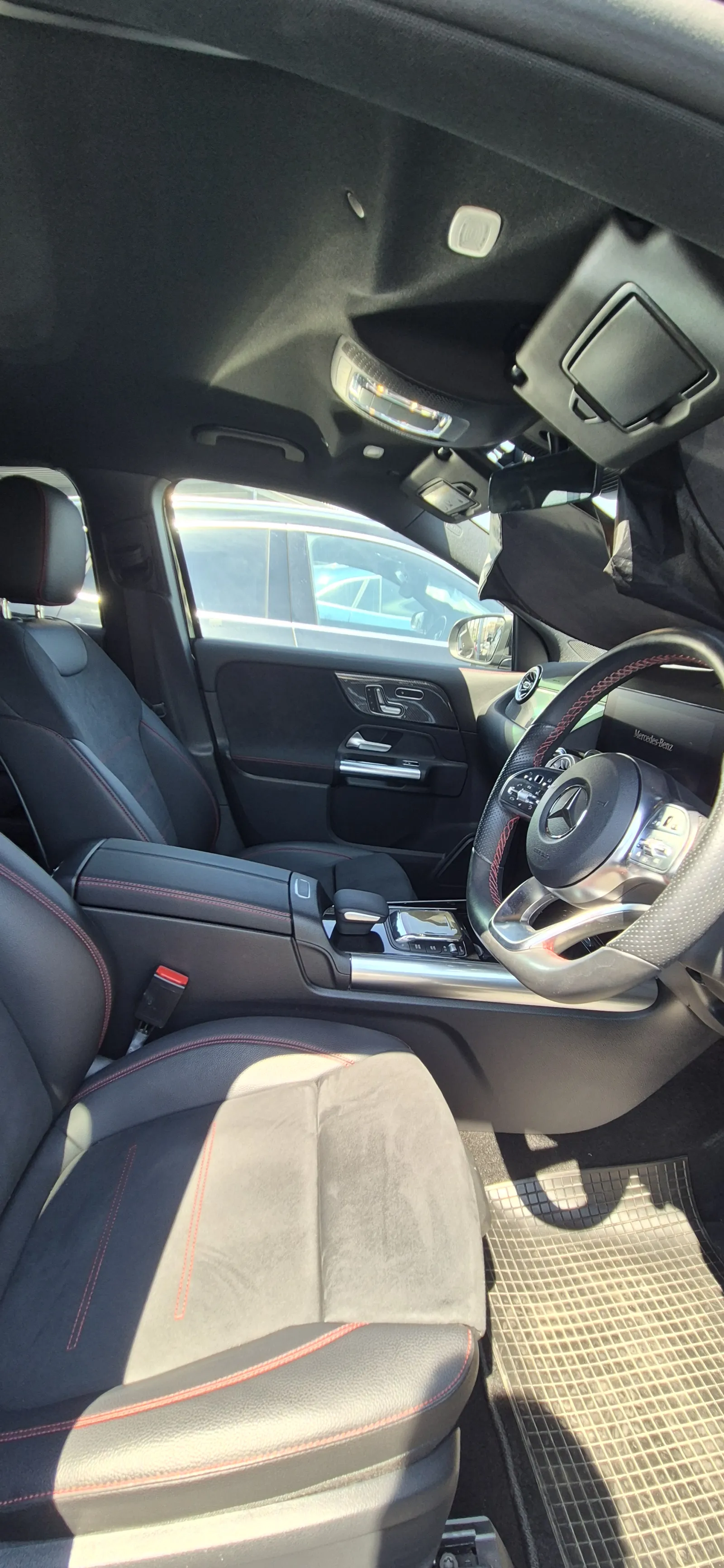 Mercedes-Benz GLA 200d AMG - photo 5
