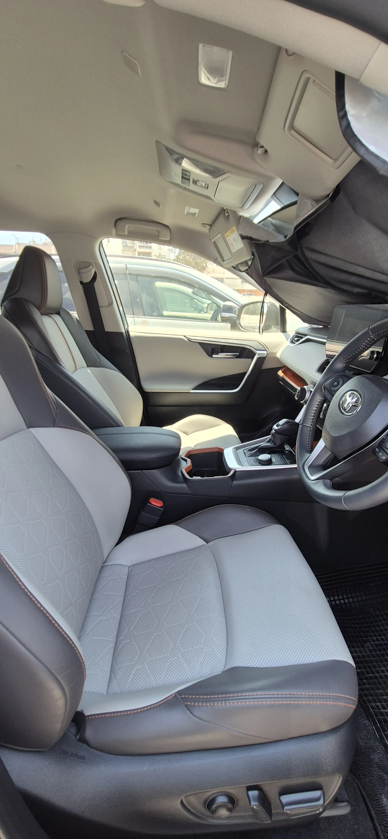 Toyota RAV 4 - photo 5