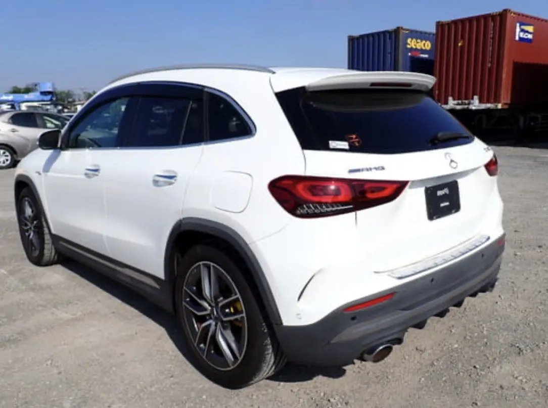 Mercedes-Benz GLA 35 AMG - photo 2