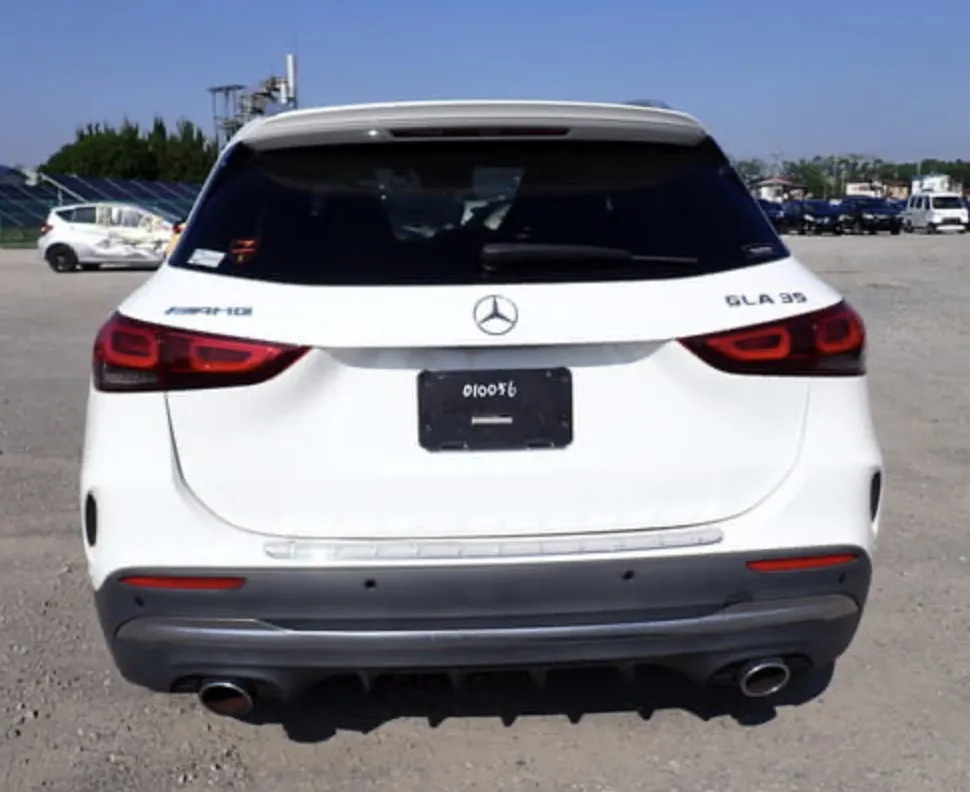 Mercedes-Benz GLA 35 AMG - photo 3
