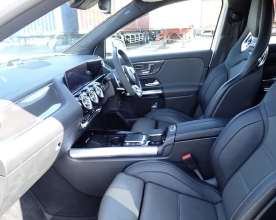 Mercedes-Benz GLA 35 AMG - photo 7