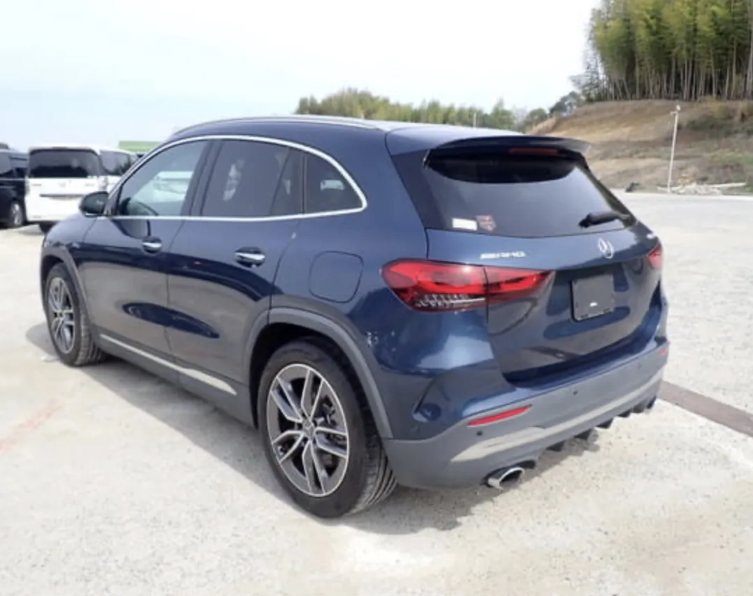 Mercedes-Benz GLA 35 AMG - photo 2