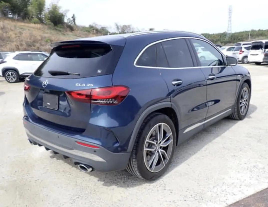 Mercedes-Benz GLA 35 AMG - photo 4