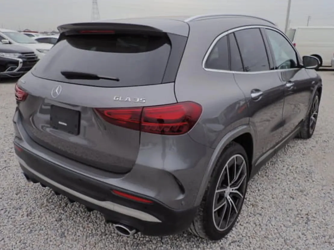 Mercedes-Benz GLA 35 AMG - photo 4