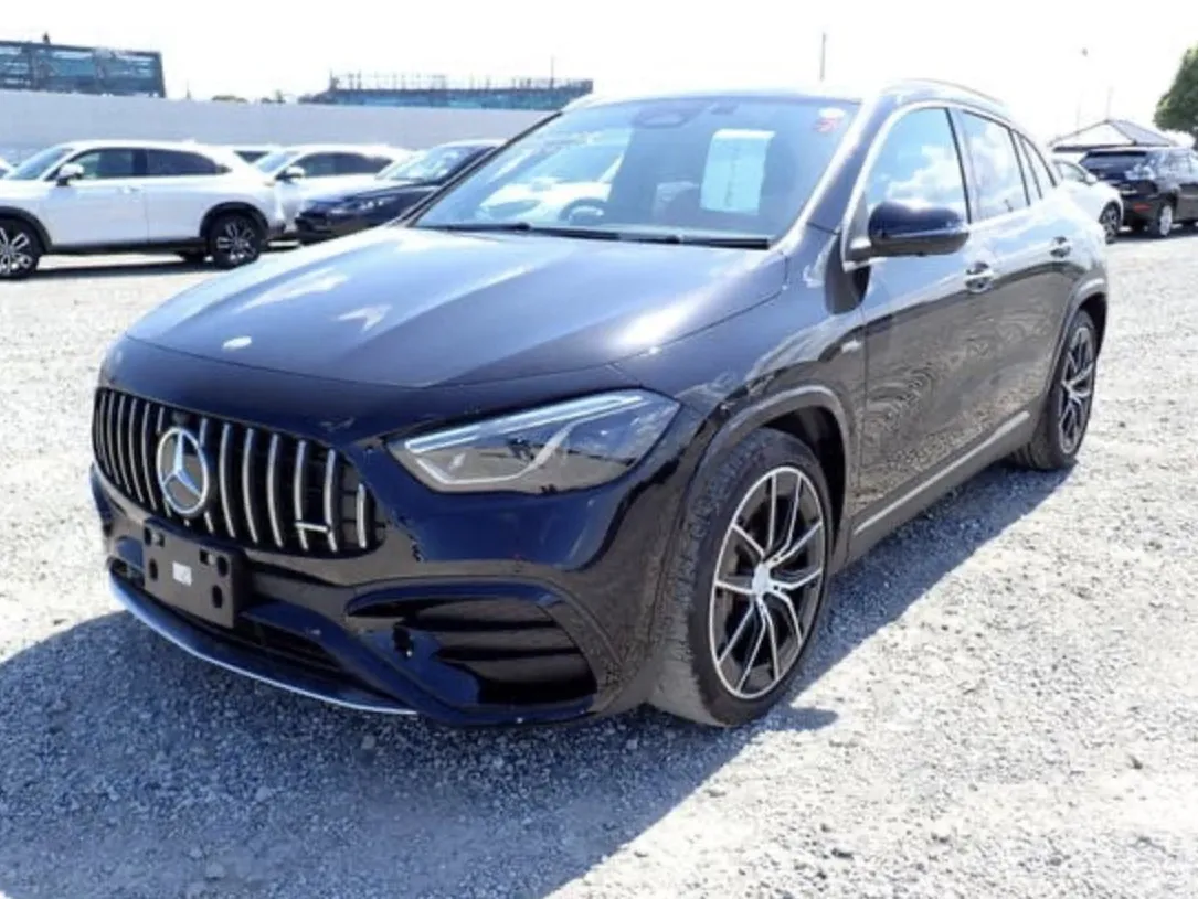 Mercedes-Benz GLA 35 AMG - photo 4