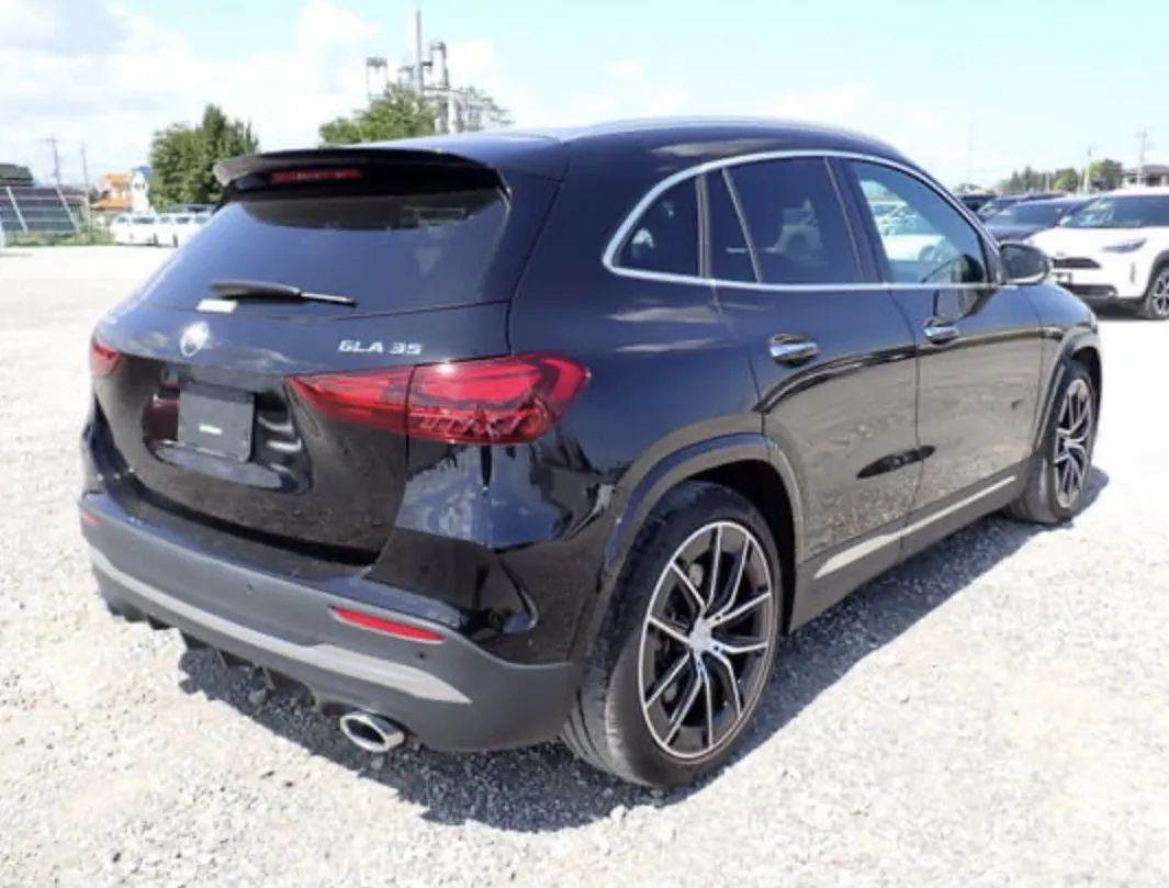 Mercedes-Benz GLA 35 AMG - photo 7