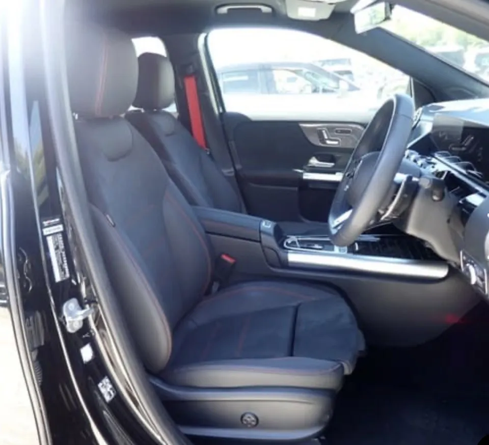 Mercedes-Benz GLA 35 AMG - photo 4