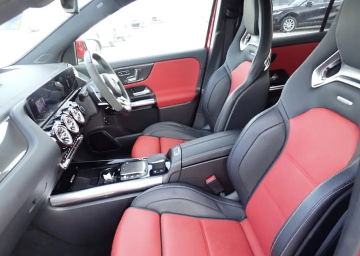 Mercedes-Benz GLA 45 S AMG - photo 7