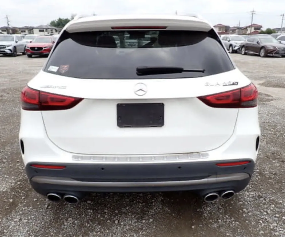 Mercedes-Benz GLA 45 S AMG - photo 3