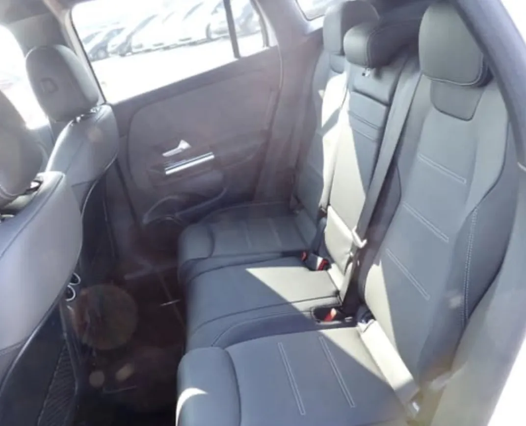 Mercedes-Benz GLA 45 S - photo 8