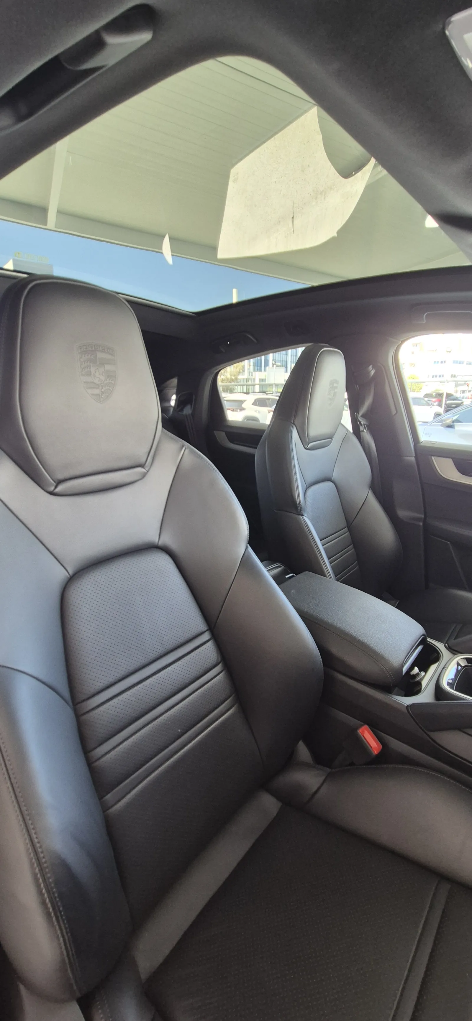Porsche Cayenne - photo 6