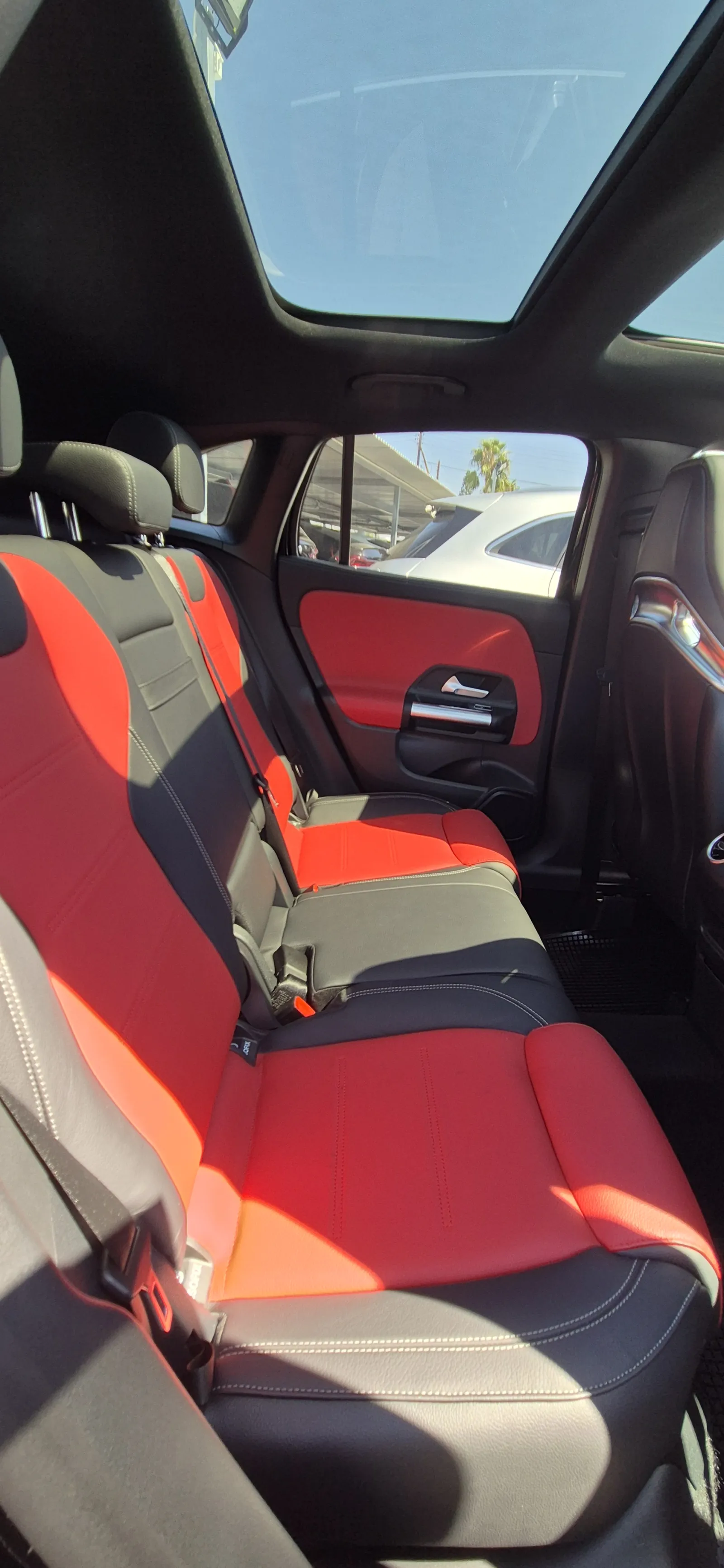 Mercedes-Benz GLA 35 AMG - photo 4