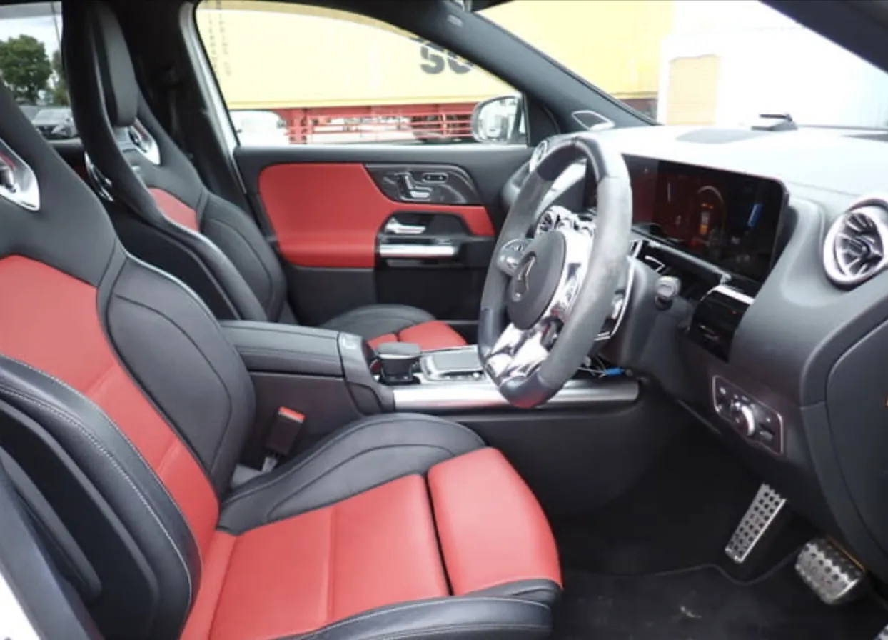 Mercedes-Benz GLA 35 AMG - photo 7
