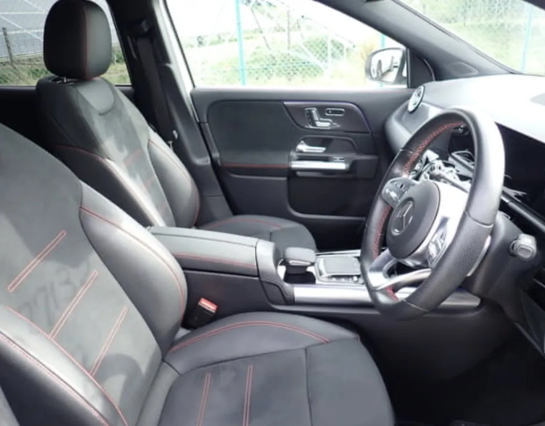 Mercedes-Benz GLA 200D AMG - photo 6