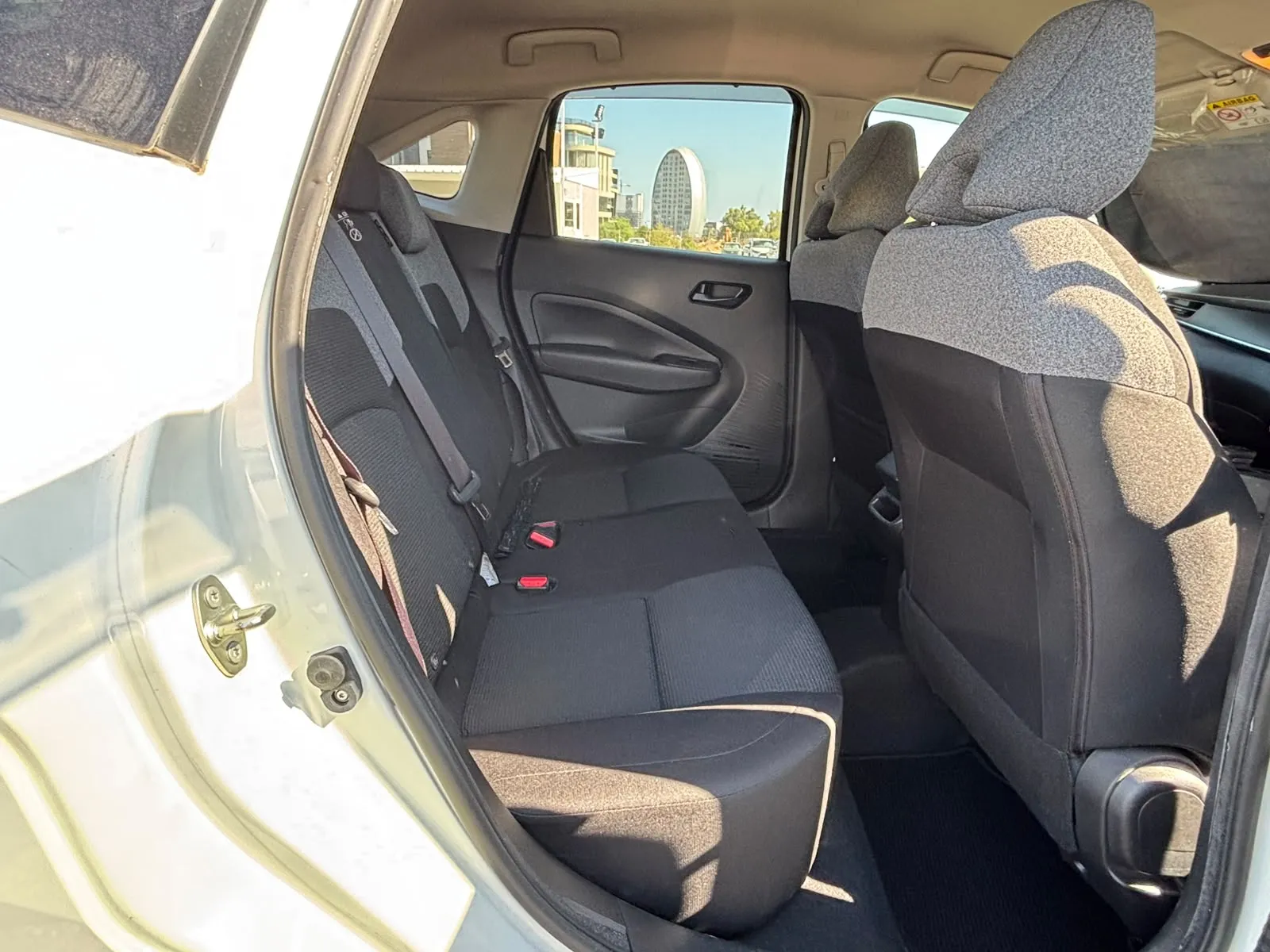 Nissan Note - photo 2