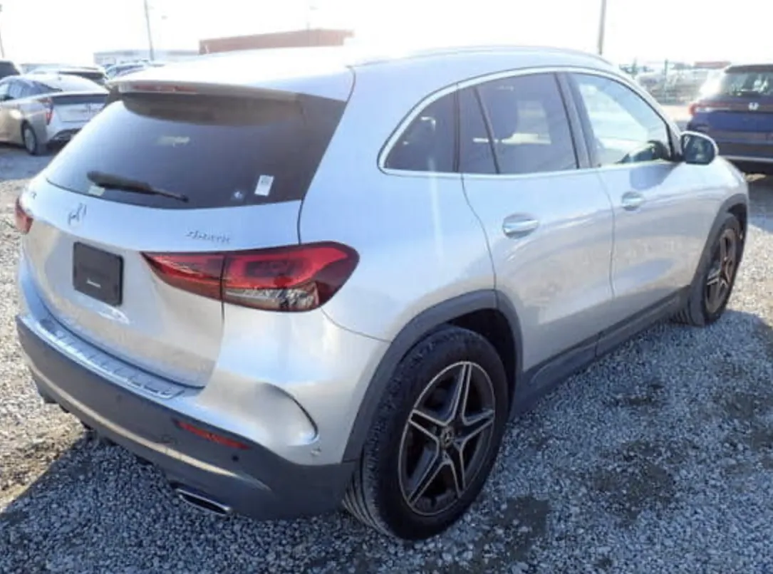Mercedes-Benz GLA 200d AMG - photo 4