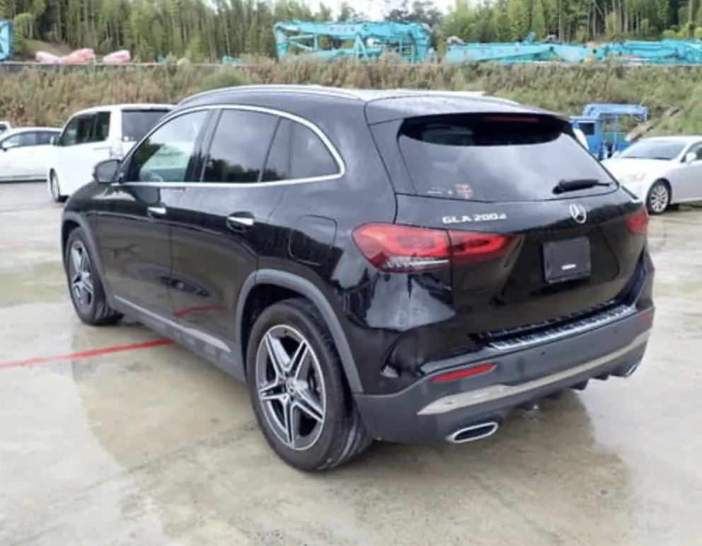 Mercedes-Benz GLA 200d AMG - photo 2