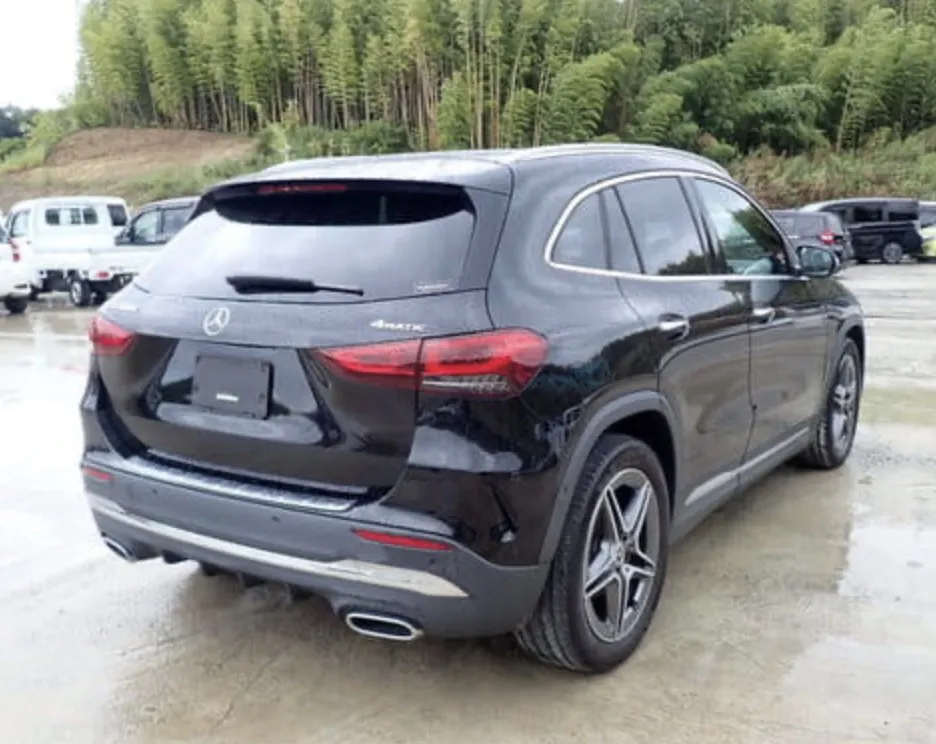 Mercedes-Benz GLA 200d AMG - photo 4