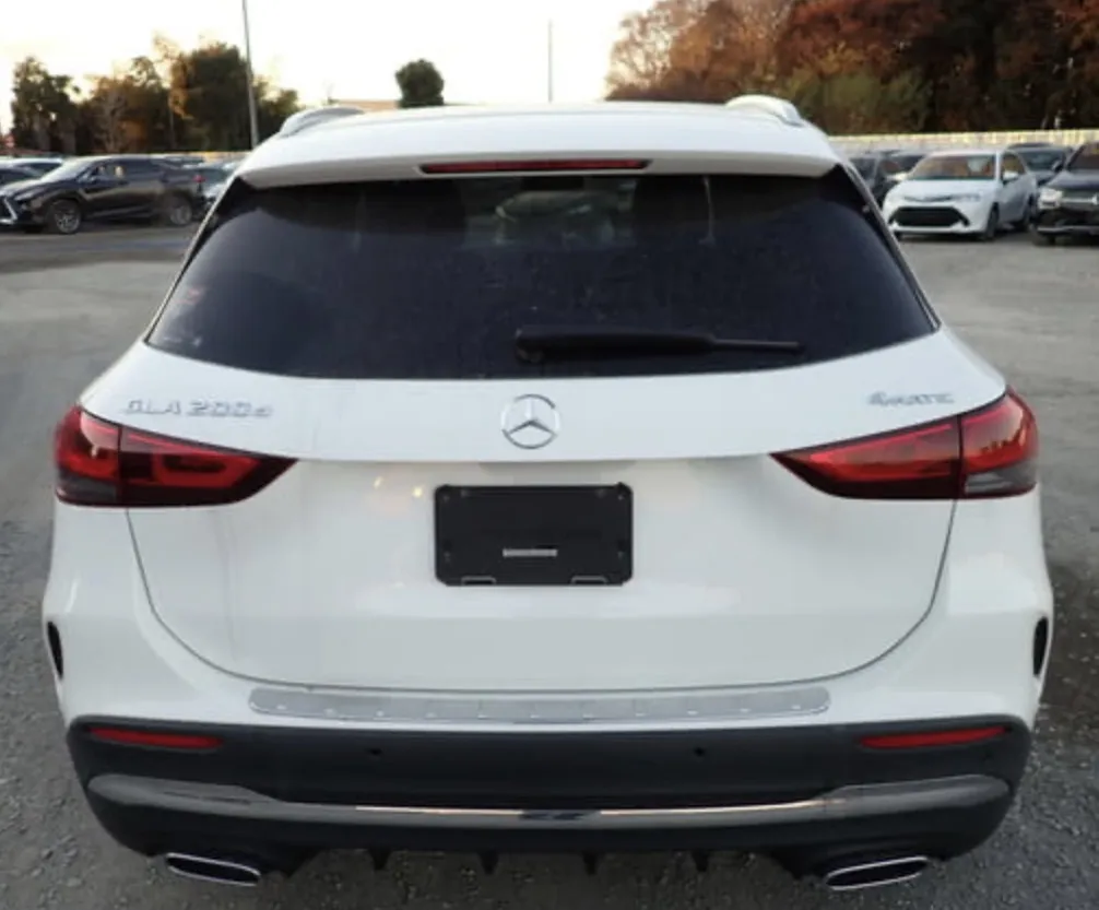 Mercedes-Benz GLA 200d AMG - photo 3