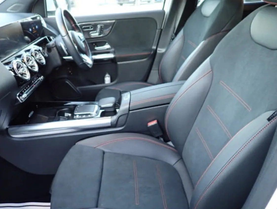 Mercedes-Benz GLA 200d AMG - photo 6
