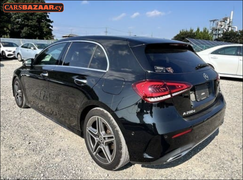 Mercedes-Benz A200d AMG Line - photo 6