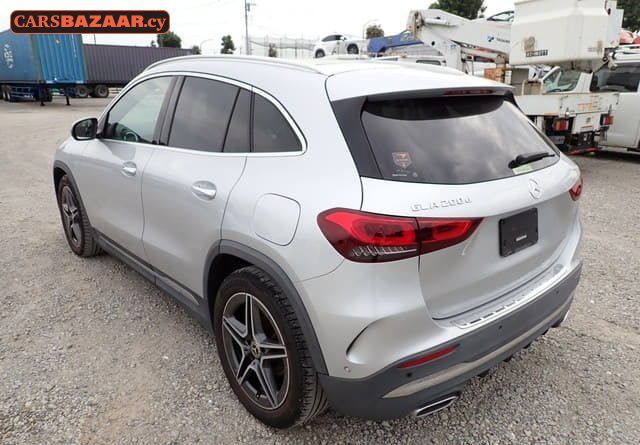 Mercedes-Benz GLA200d AMG Line  - photo 3