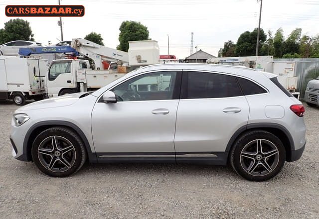 Mercedes-Benz GLA200d AMG Line  - photo 8