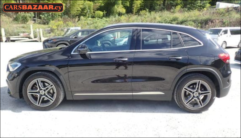 Mercedes-Benz GLA200d AMG Line  - photo 3