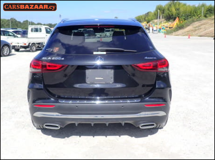 Mercedes-Benz GLA200d AMG Line  - photo 5