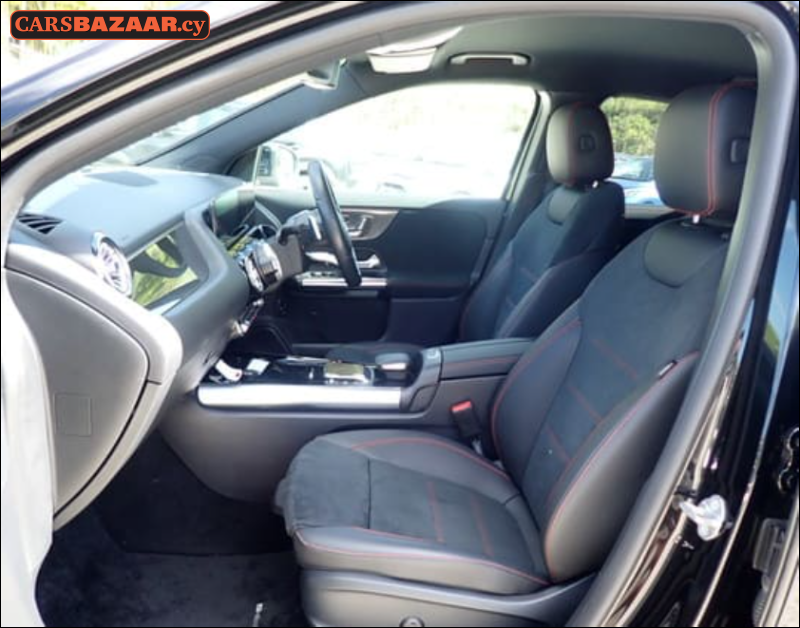 Mercedes-Benz GLA200d AMG Line  - photo 7