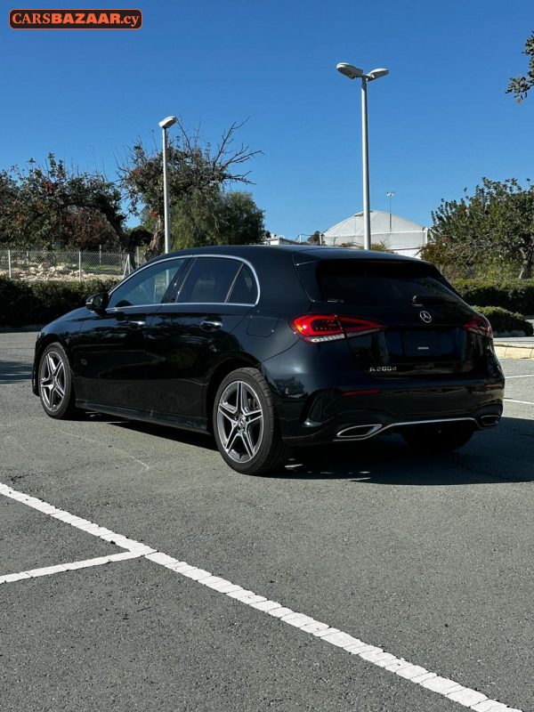 Mercedes-Benz A200d AMG Line - photo 14