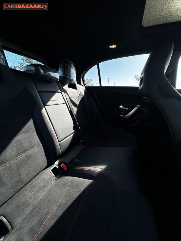 Mercedes-Benz A200d AMG Line - photo 7