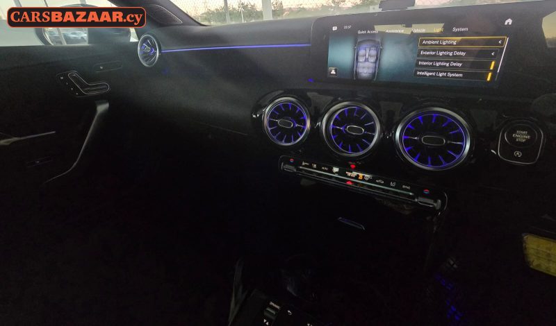 Mercedes-Benz A200d AMG Line - photo 4