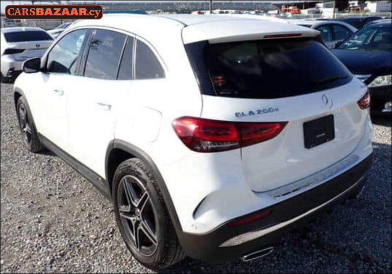 Mercedes-Benz GLA200d AMG Line  - photo 5