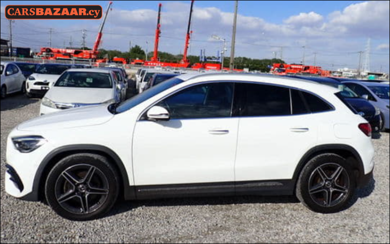 Mercedes-Benz GLA200d AMG Line  - photo 6