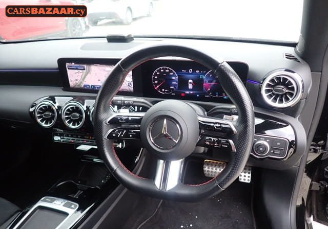 Mercedes-Benz A200d AMG Line - photo 3