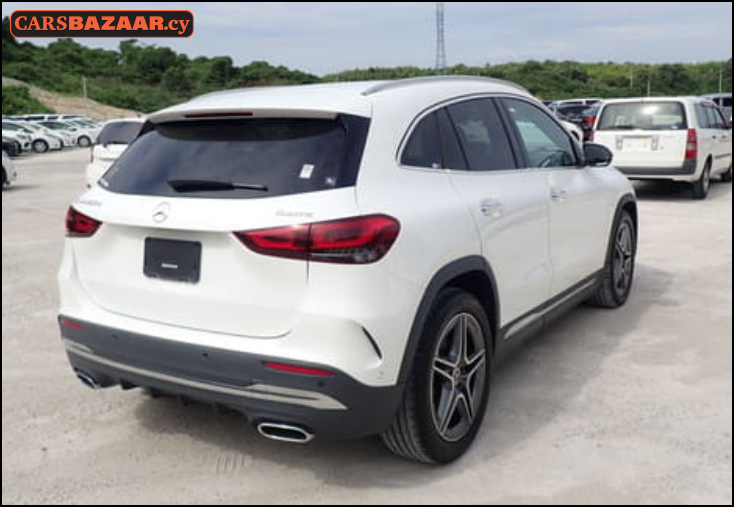 Mercedes-Benz GLA200d AMG Line  - photo 5