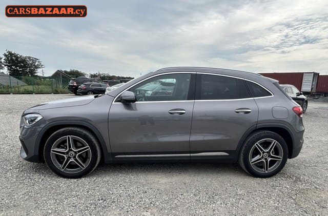 Mercedes-Benz GLA200d AMG Line  - photo 2