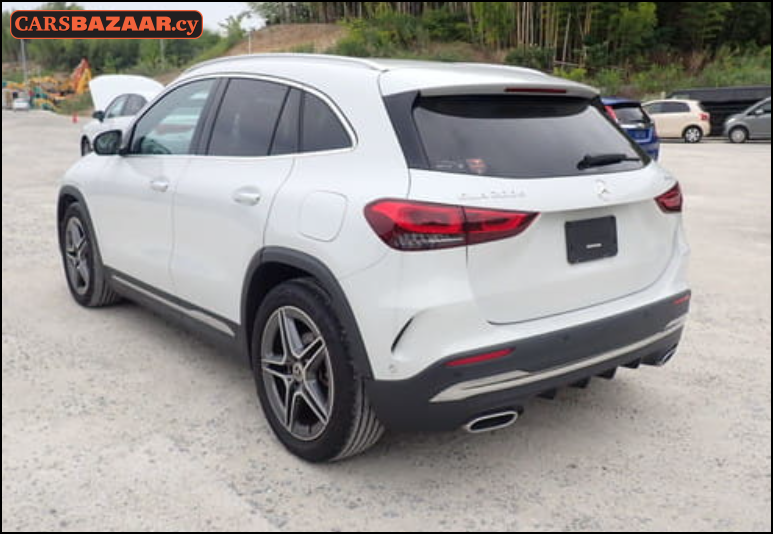 Mercedes-Benz GLA200d AMG Line  - photo 3