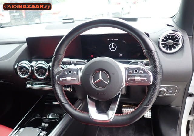 Mercedes-Benz GLA200d AMG Line  - photo 7