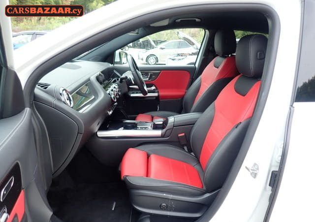 Mercedes-Benz GLA200d AMG Line  - photo 8
