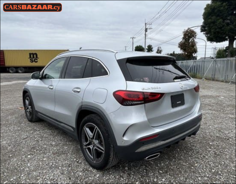 Mercedes-Benz GLA200d AMG Line  - photo 5