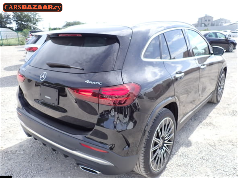 Mercedes-Benz GLA200d AMG Line  - photo 5