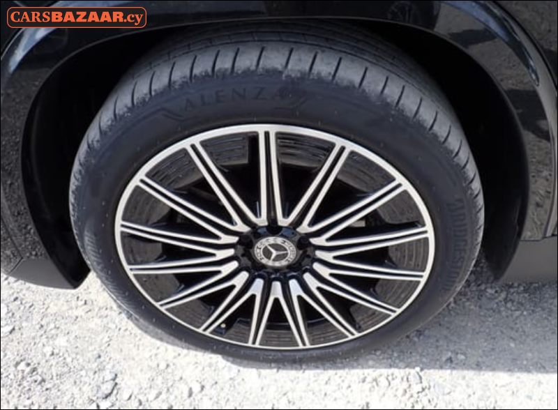 Mercedes-Benz GLA200d AMG Line  - photo 7