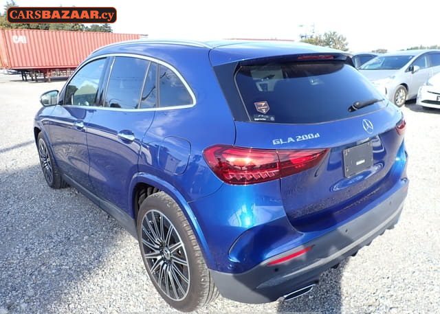 Mercedes-Benz GLA200d AMG Line  - photo 6