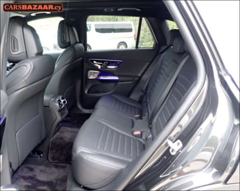 Mercedes-Benz GLC220d AMG Line - photo 8