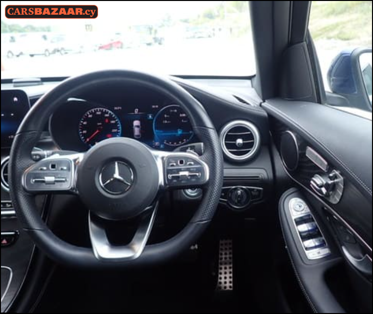 Mercedes-Benz GLC300 AMG Line - photo 6