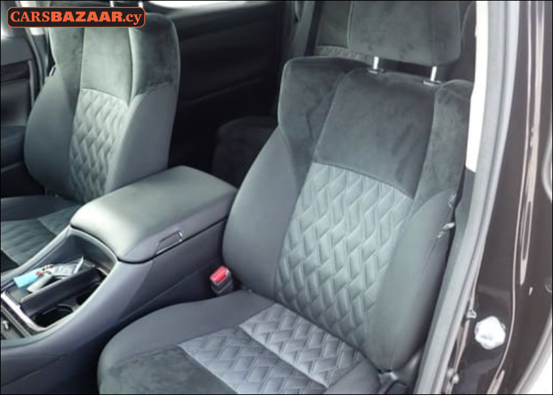 Toyota Alphard  - photo 5
