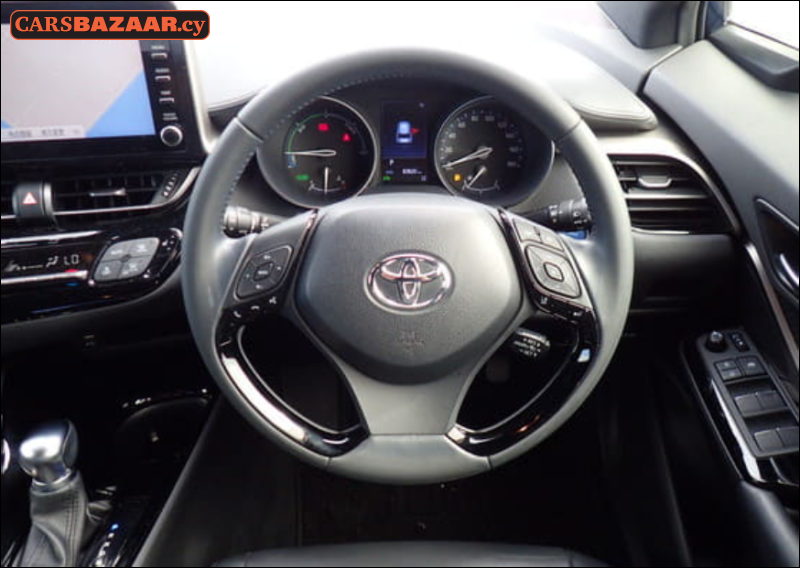 Toyota C-HR - photo 9